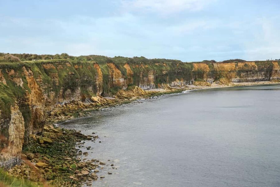From Paris: Normandy D-Day Beaches Day Trip - Omaha Beach: a short stop with a heavy atmosphere