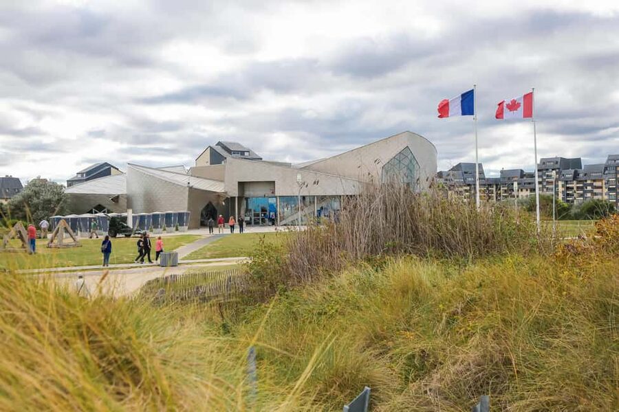 From Paris: Normandy D-Day Beaches Day Trip - Possible extras: Juno Beach and a museum