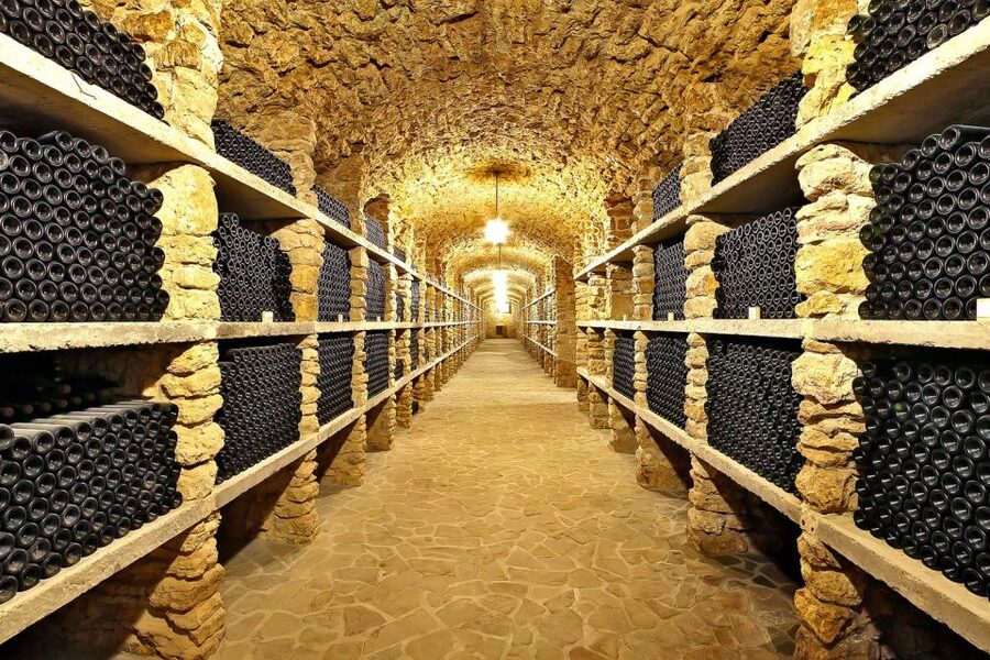 From Paris: Small-Group Champagne Day Trip with Six Tastings - Lunch in Épernay, with choices at your own cost