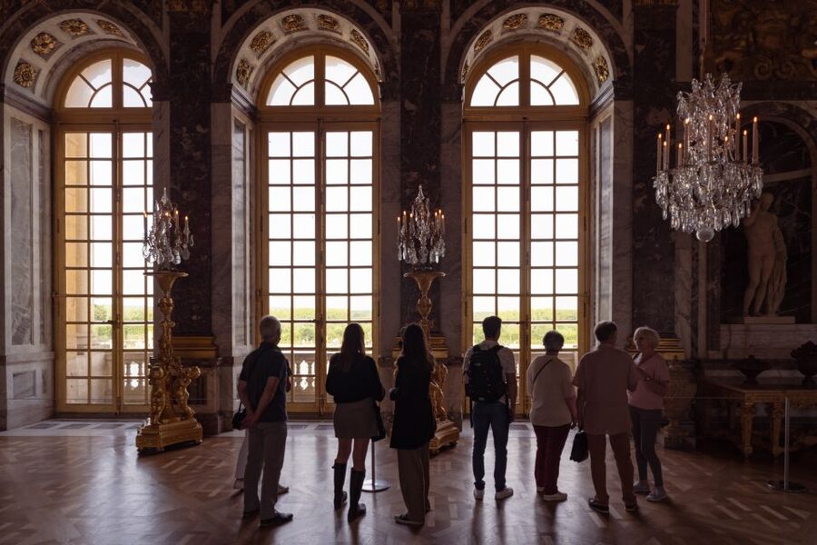 From Paris: Versailles Full-Day Trip by Train - How much walking and how fast is the pace?
