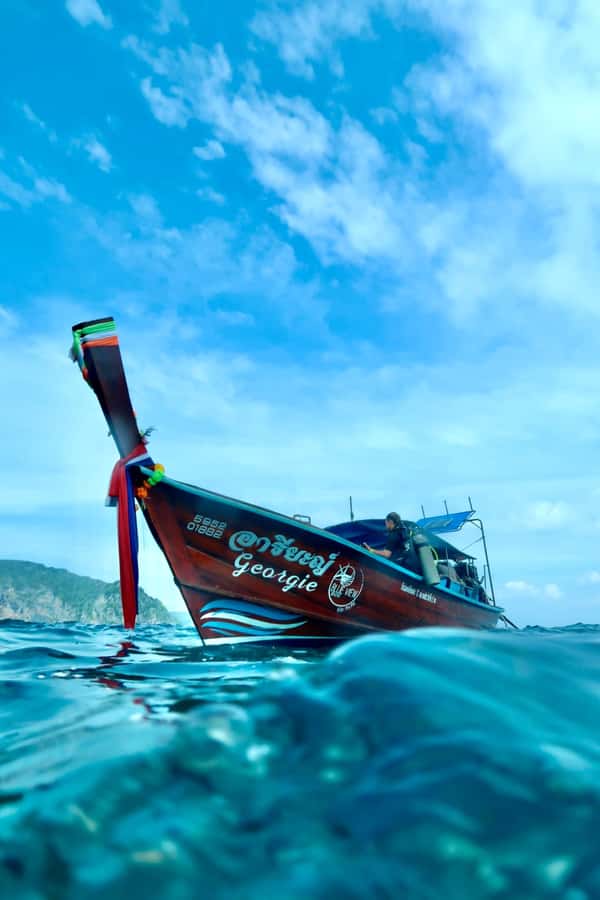 From Phi Phi: Beginner Scuba Diving Day Trip with 2 Dives - Second session around Phi Phi Leh
