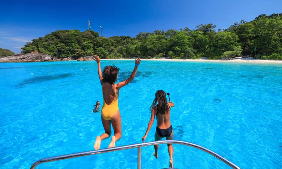 From Phuket or Khaolak : Similan Islands Day Trip - Thap Lamu Pier: breakfast, bands, and a clear briefing