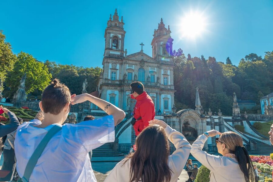 From Porto: Braga and Guimarães Full-Day Trip - Bom Jesus do Monte: Braga’s grand hilltop entrance