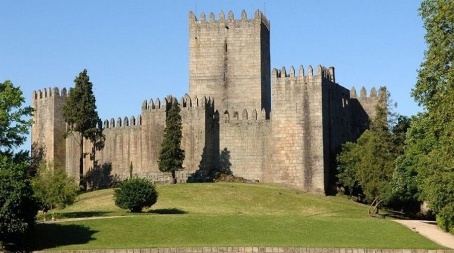 From Porto: Braga and Guimarães Small Group Tour with Lunch - Key things to know before booking