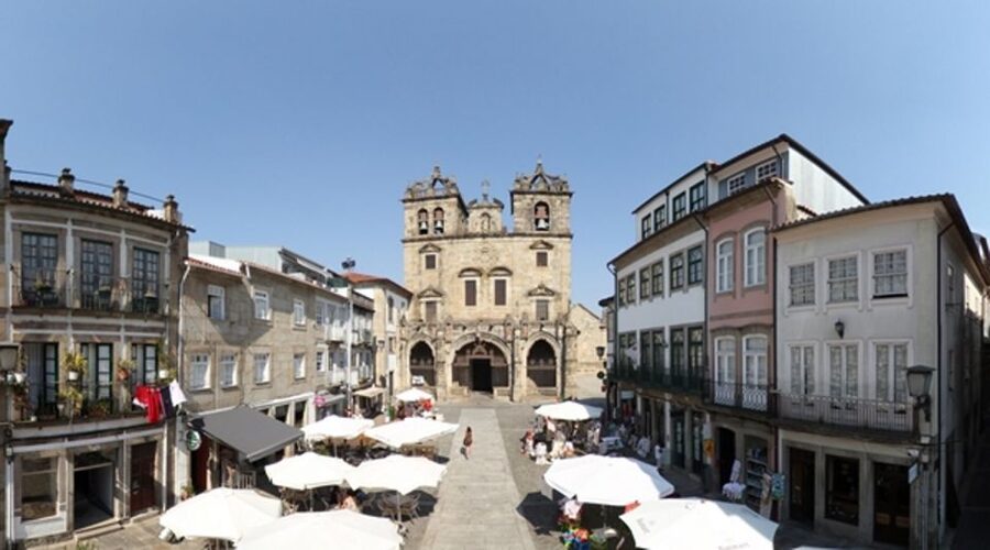 From Porto: Braga and Guimarães Small Group Tour with Lunch - Why Braga makes a strong first stop