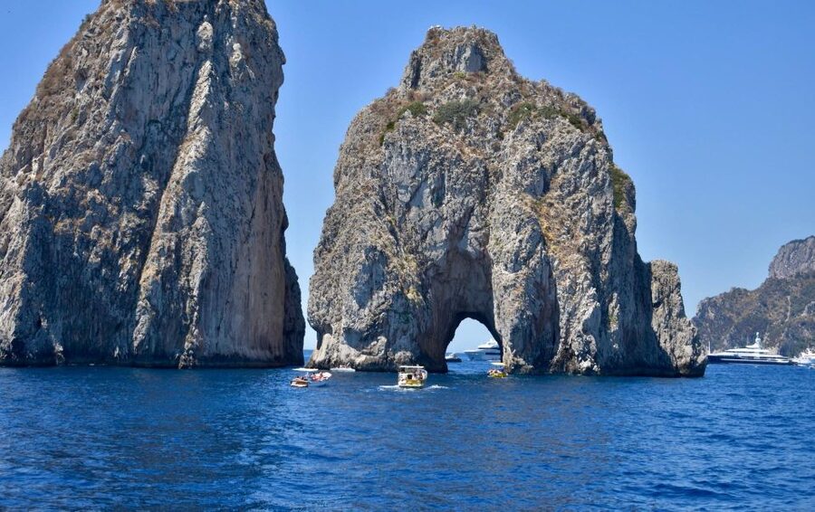From Positano: Day trip to Capri - Group Tour by boat - Four hours on Capri: how to use your free time