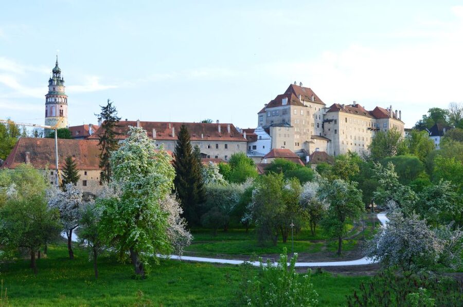 From Prague: Full-Day Trip to Česky Krumlov - The long ride from Prague