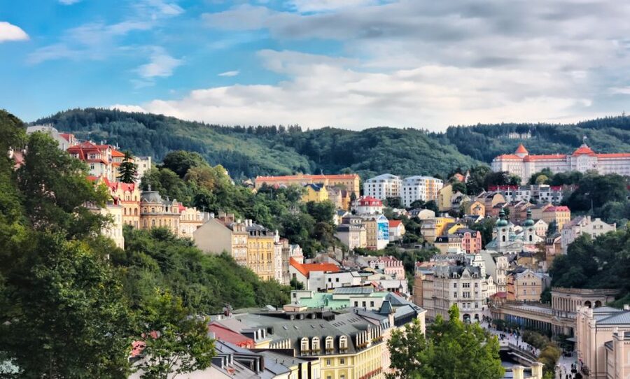 From Prague: Karlovy Vary Guided Day Trip - Leaving Prague in an air-conditioned vehicle