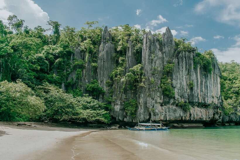 From Puerto Princesa: Underground River Full-Day Trip - The 45-minute paddleboat through the cave