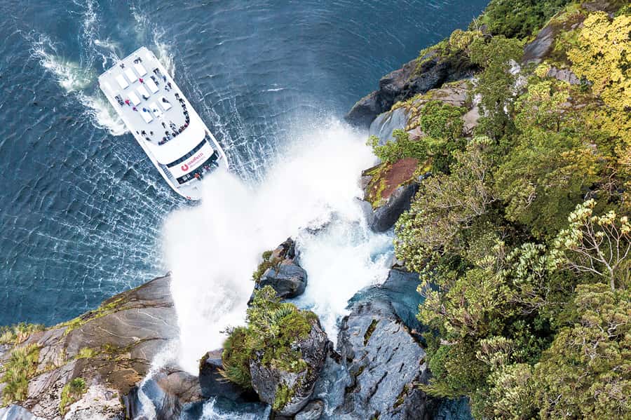 From Queenstown: Milford Sound Day Trip on Premium Coach - Te Anau gives the morning a useful pause