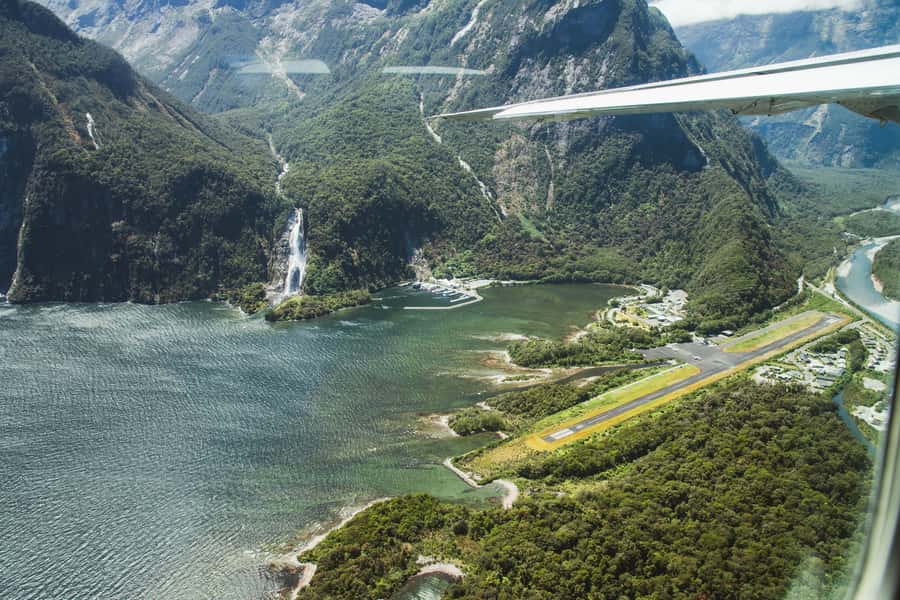 From Queenstown: Milford Sound Full-Day Trip by Plane & Boat - The two-hour Milford Sound cruise