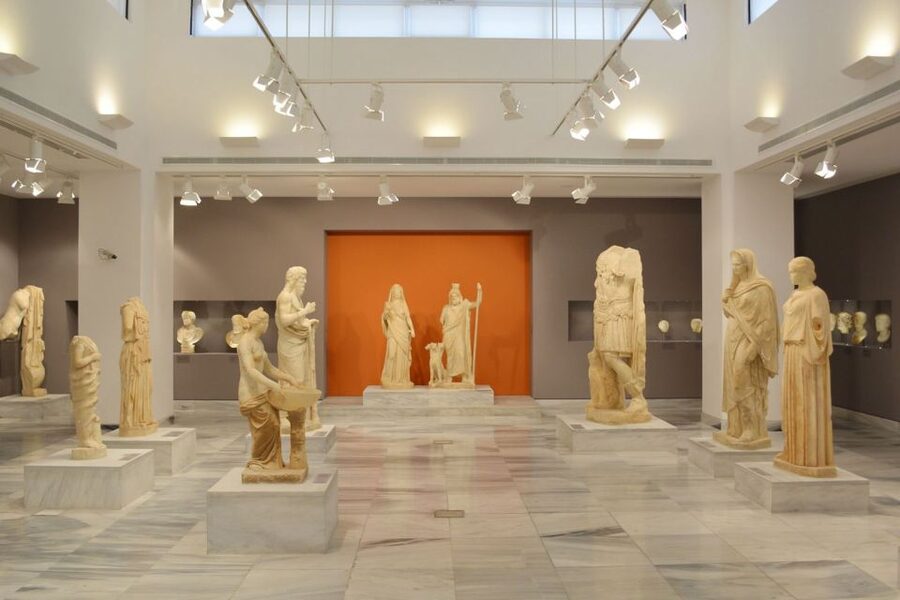From Rethymno: Knossos Palace and Heraklion Guided Tour - Pickup details that matter in Rethymno