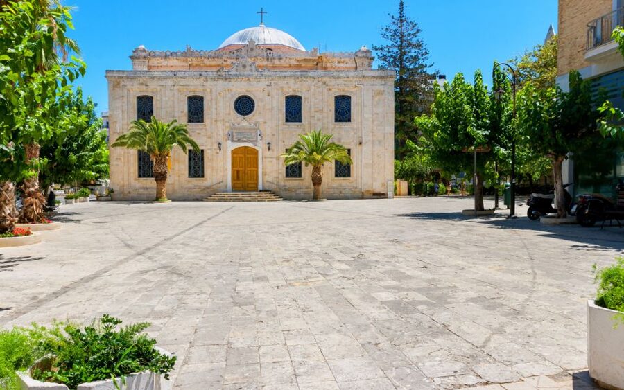 From Rethymnon: Day Trip to Knossos Palace & Heraklion City - Who should book this experience?