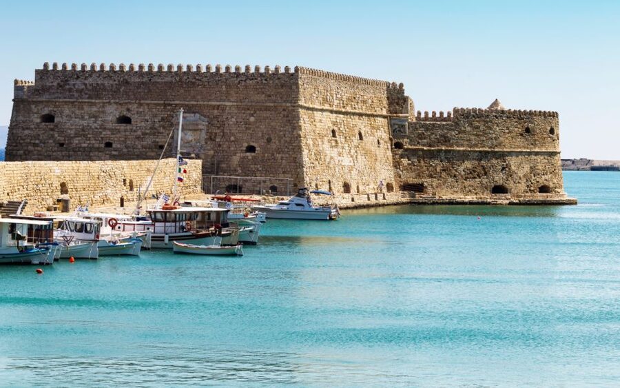 From Rethymnon: Day Trip to Knossos Palace & Heraklion City - Two hours inside Knossos Palace