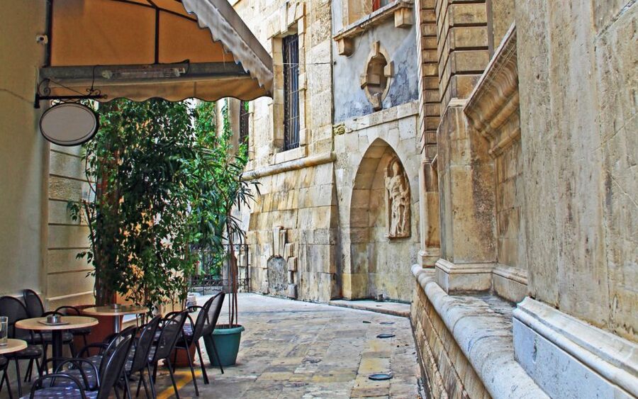 From Rethymnon: Day Trip to Knossos Palace & Heraklion City - A useful option for an onward move to Heraklion