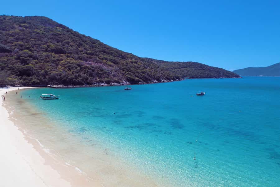 From Rio: Arraial do Cabo Day Trip with Boat Tour - Praia do Forno and the Final Swim