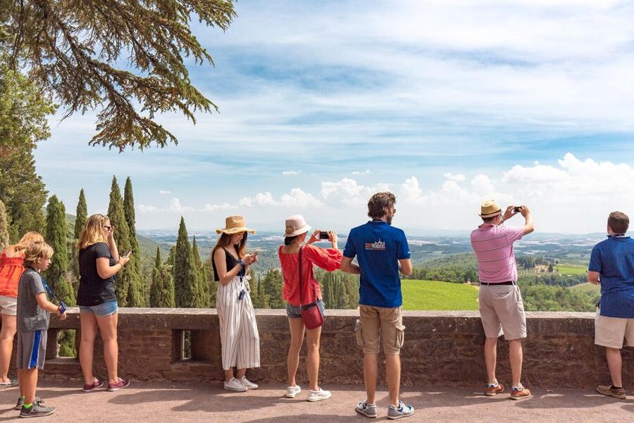 From Rome: Bagnoregio & Orvieto Day Trip with Wines & Lunch - Walking across the bridge to Civita di Bagnoregio