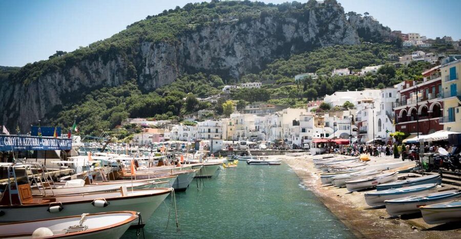 From Rome: Capri Island Day Trip - The Rome to Naples coach ride