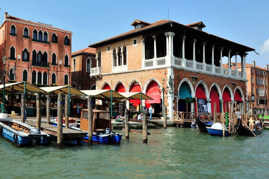 From Rome: Day Trip to Venice by High-Speed Train - Arriving in Venice by Vaporetto