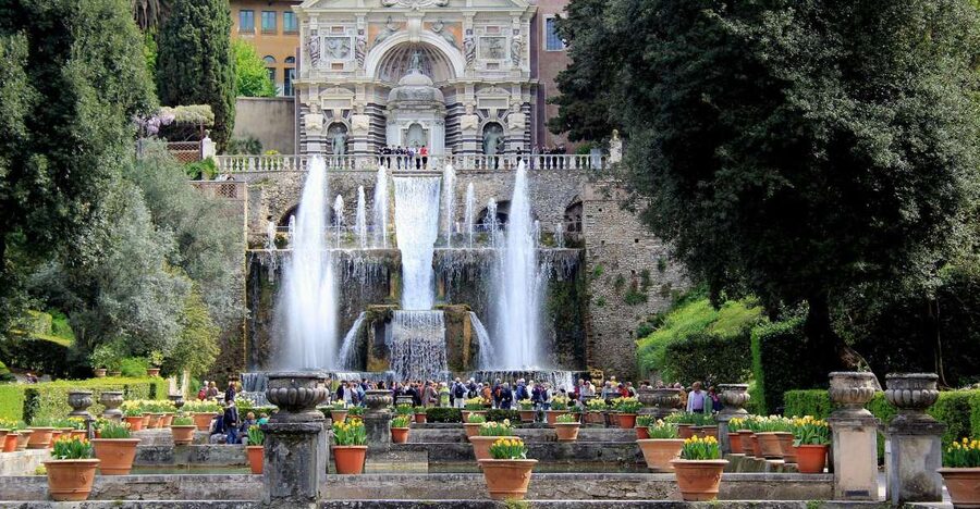 From Rome: Hadrian's Villa & Villa d'Este Day Trip & Lunch - A set-menu lunch between the villas