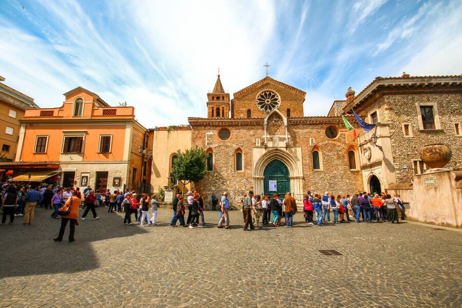 From Rome: Hadrian's Villa & Villa d'Este Day Trip & Lunch - Villa d’Este and the famous fountains