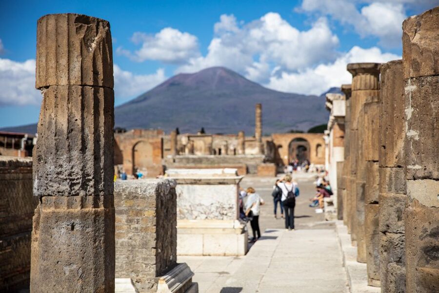 From Rome: Pompeii & Amalfi Coast Full-Day Trip - Positano: a short look at the famous coast
