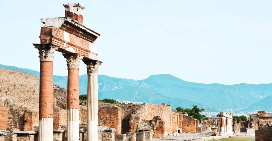 From Rome: Pompeii & Amalfi Coast Full-Day Trip - Who should book this day trip?