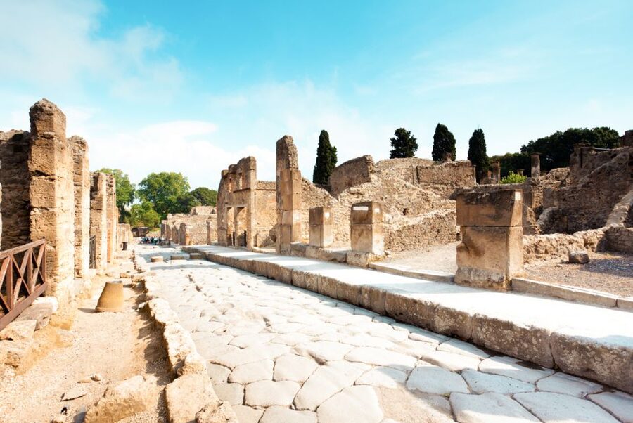From Rome: Pompeii & Amalfi Coast Full-Day Trip - Leaving Rome for Campania