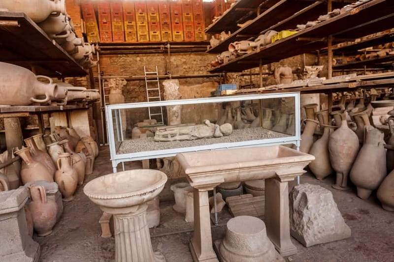 From Rome: Pompeii and Vesuvio Guided Day Trip with Lunch - Lunch in Pompeii, generous but time-consuming