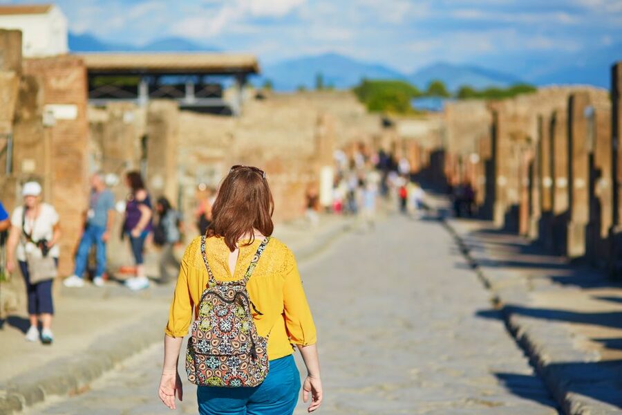 From Rome: Pompeii, Positano and Amalfi Coast Day Trip - Pompeii with an archaeological guide