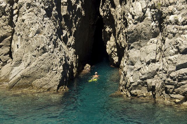 From Rome: Ponza Island Day Trip with Boat Excursion - Why Ponza makes a good break from Rome