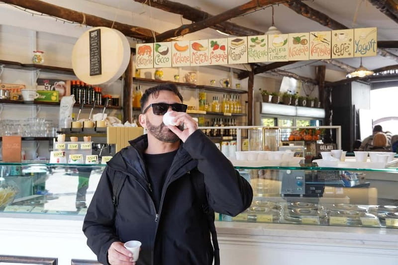 From Rome: Sorrento & Pompeii Day Trip with Guide or Ticket - The coach ride south through Campania