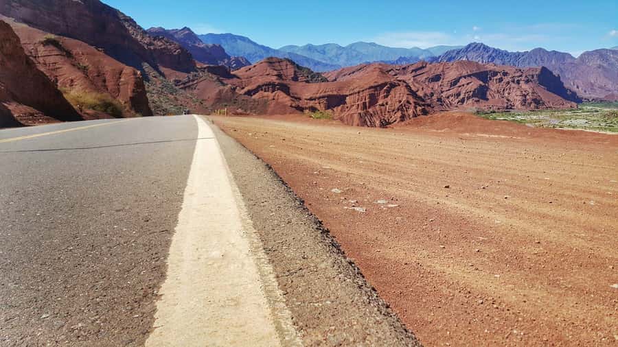 From Salta: Cafayate Day Trip with Wine Tasting - Entering the Quebrada de las Conchas