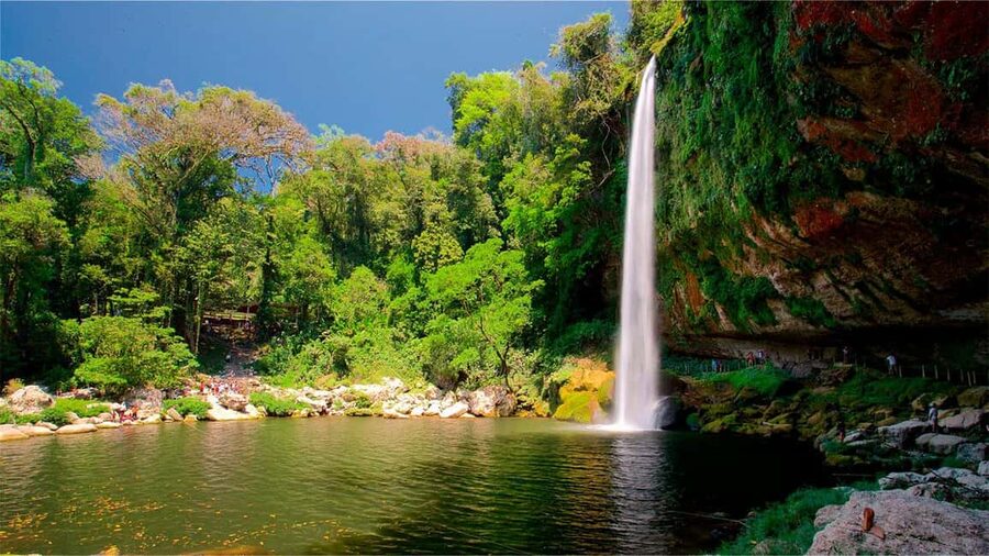 From San Cristóbal: Agua Azul and Palenque Day Trip - What to pack for the waterfalls and ruins