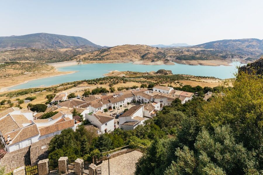 From Seville: Pueblos Blancos and Ronda Full-Day Trip - Leaving Seville for Andalusia’s mountain country
