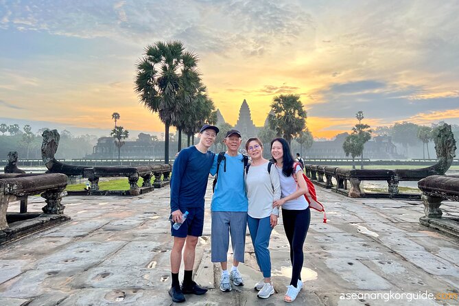 From Siem Reap: Angkor Wat and Floating Village 3-Day Trip - Day one: Angkor Thom and the faces of Bayon