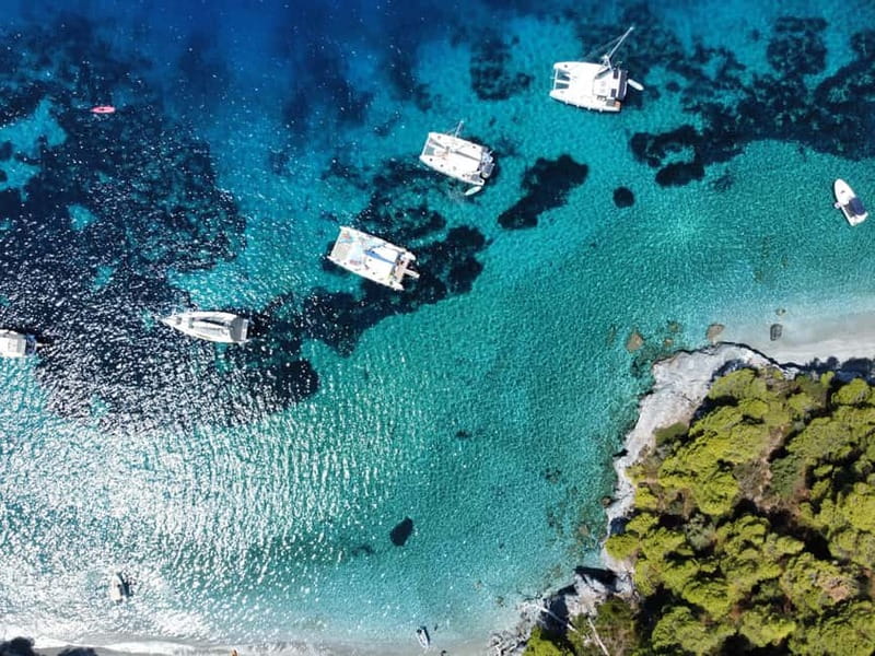 From Skiathos Marina: Yacht Sailing Day Trip with Lunch - Lunch at a traditional taverna