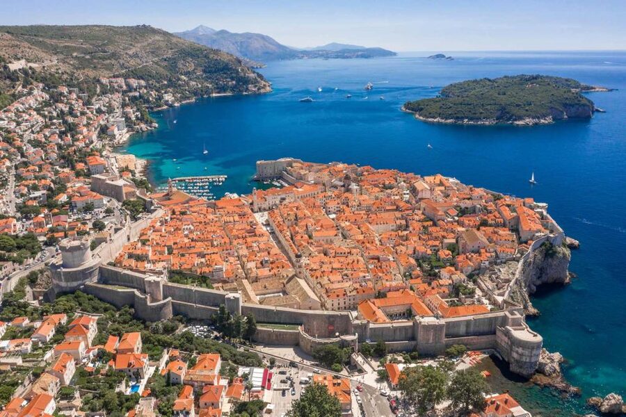 From Split: Dubrovnik Guided Day Trip - The three-and-a-half-hour ride to Dubrovnik