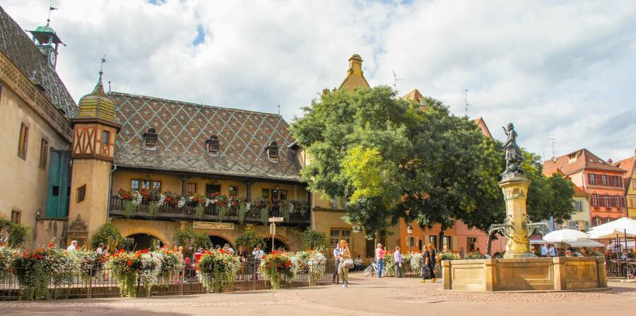 From Strasbourg: Best Of Alsace Historical Day Trip - Riquewihr: the day’s most charming walk