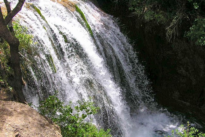 From Tangier: Day Trip to Chefchaouen and Akchour Waterfalls - The Jewish quarter and a quieter cultural contrast