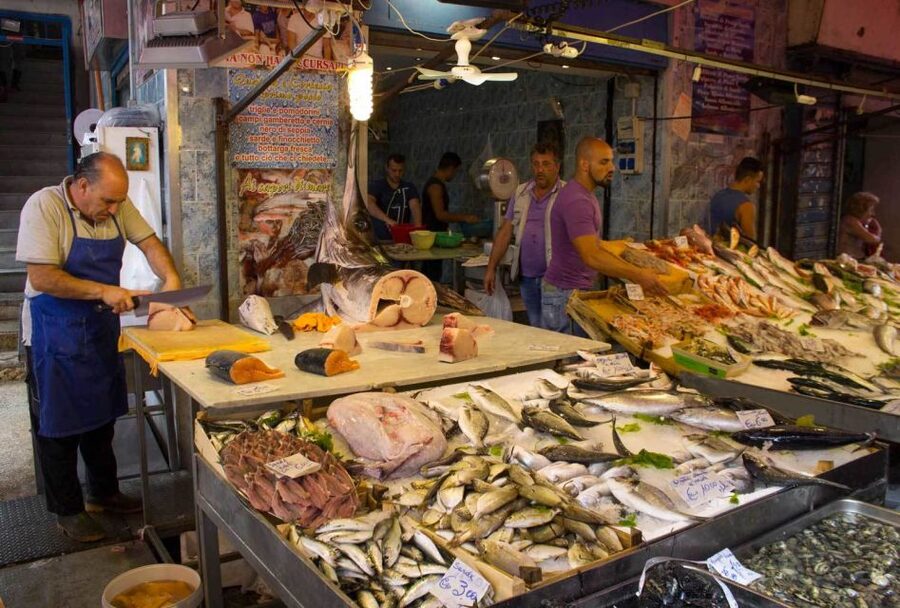 From Taormina: Palermo and Cefalù Day Trip - Il Capo market shows Palermo at street level