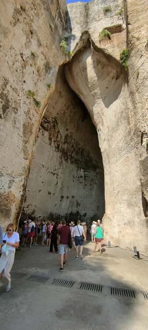 From Taormina: Syracuse and Noto Guided Day Trip by Bus - The coach ride from Taormina