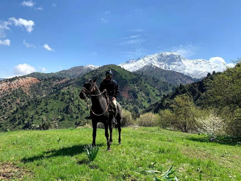 From Tashkent: Chimgan Valley Hiking Day Trip - The Chimgan Valley photo stops