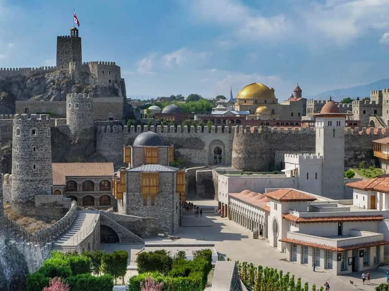 From Tbilisi: Borjomi, Rabath and Vardzia Day Trip - Rabati Fortress in Akhaltsikhe, 75 minutes of history