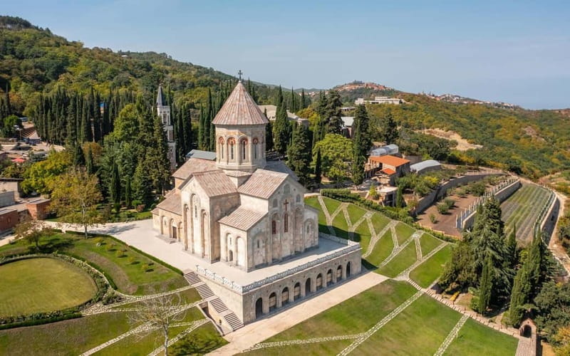 From Tbilisi: Kakheti Wine, History & Traditions Day Trip - Badiauri and the first taste of Georgian food