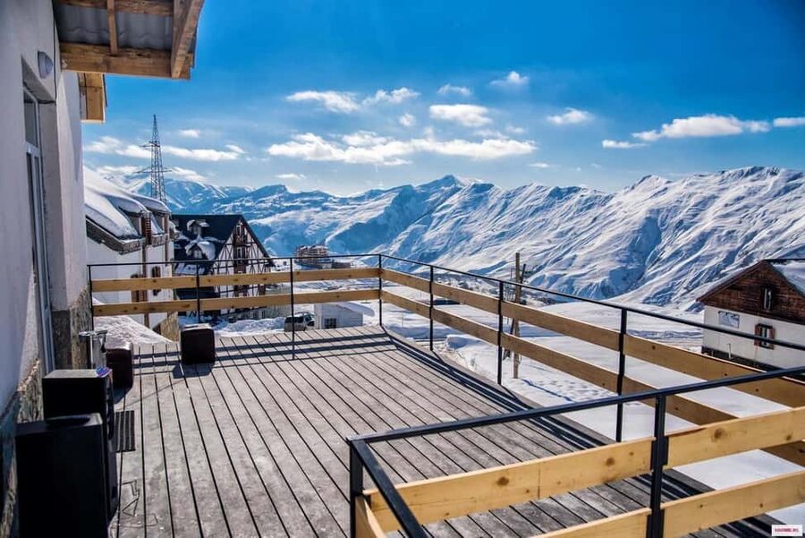 From Tbilisi: Kazbegi, Gudauri & Ananuri Day Trip - Who will enjoy this day most