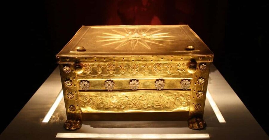 From Thessaloniki: Aigai Royal Tombs & Pella Museum Day Trip - Timing, cost, and what you receive