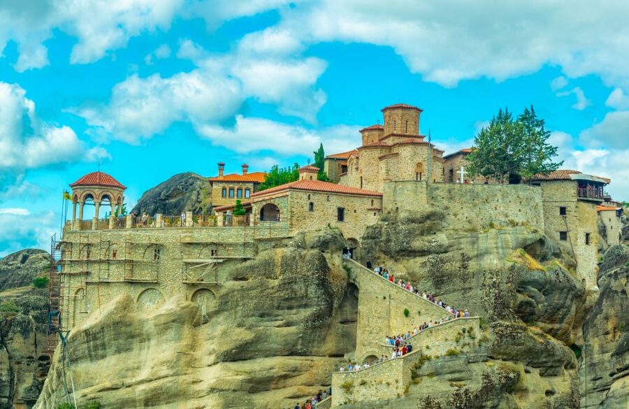 From Thessaloniki: Full Day Trip to Meteora - The return journey and coffee stop