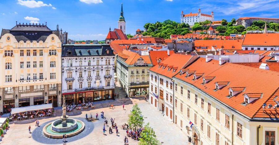 From Vienna: Bratislava Half-Day Trip - Grassalkovich Palace and modern Slovakia