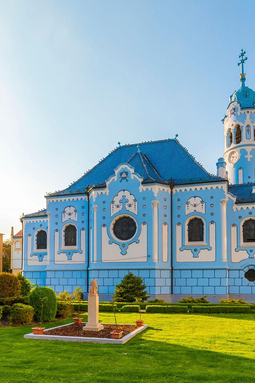 From Vienna: Bratislava with Local Guide, Castle & UFO Views - Starting from Vienna and crossing the border